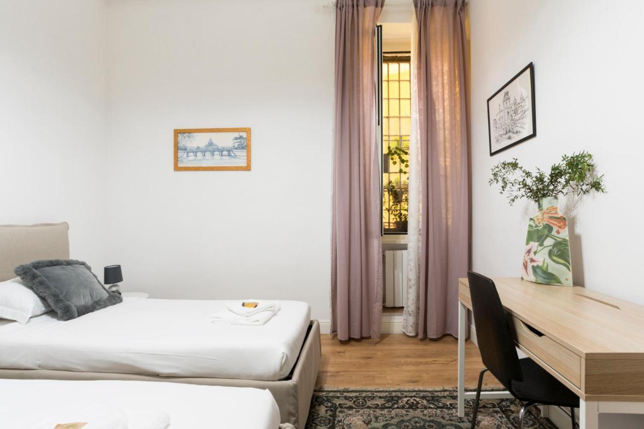 Tiber Majesty 25 Piazza Del Popolo Apartment Rome Bagian luar foto
